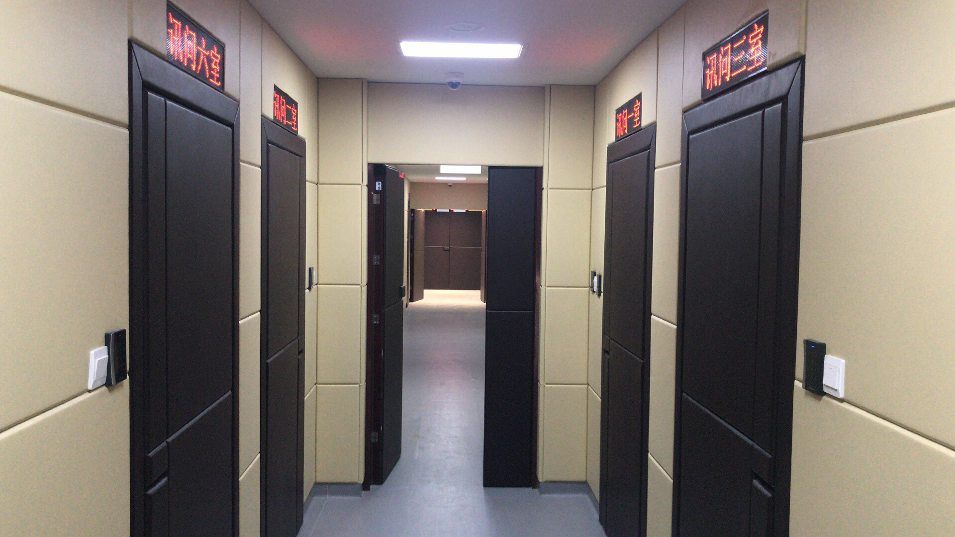 重慶紀(jì)檢防撞軟包談話室項目選料標(biāo)準(zhǔn)